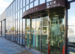 道の駅「東浦ターミナルパーク」入り口